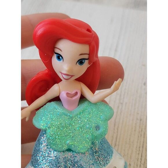 Ariel Hasbro princess Little Mermaid Disney Pixar doll mini glitter dress toy fi - Picture 3 of 4